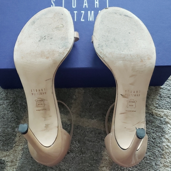 Stuart Weitzman - Picture 6 of 9